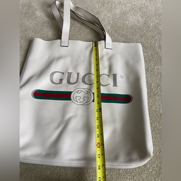 Gucci authentic large leather tote - Picture 3 of 12